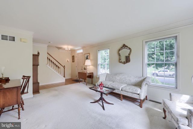 348 SQUIRE LN, Lititz, PA 17543
