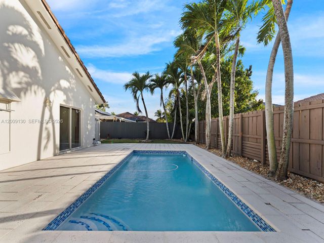 704 SE 14th Place, Homestead, FL 33033
