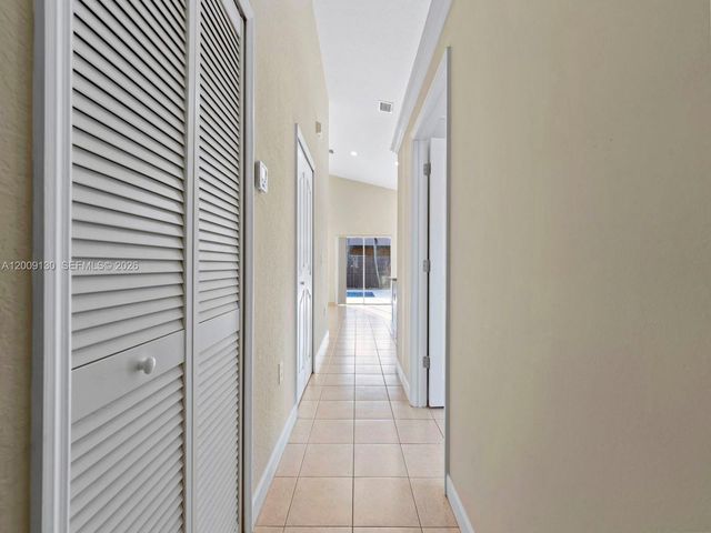 704 SE 14th Place, Homestead, FL 33033