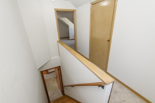 921 E Howard AVENUE, Milwaukee, WI 53207
