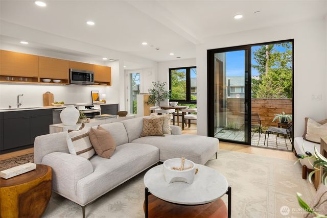 204 Shepard Way NW, Bainbridge Island, WA 98110