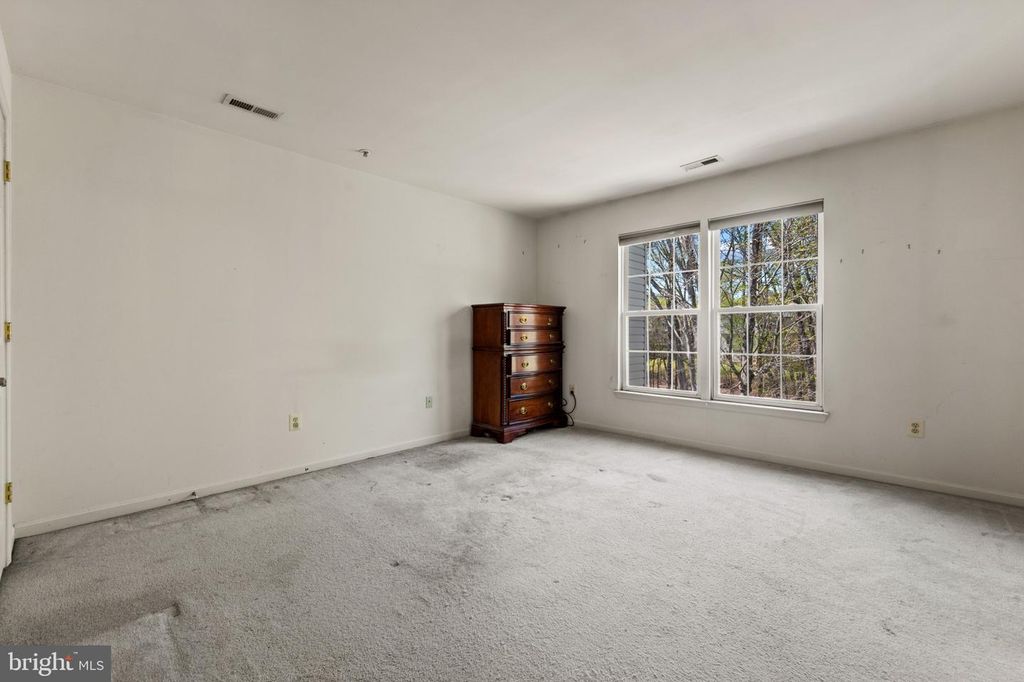 Image 11 of property listing at 12710 MARLTON CENTER DR, Upper Marlboro, MD 20772