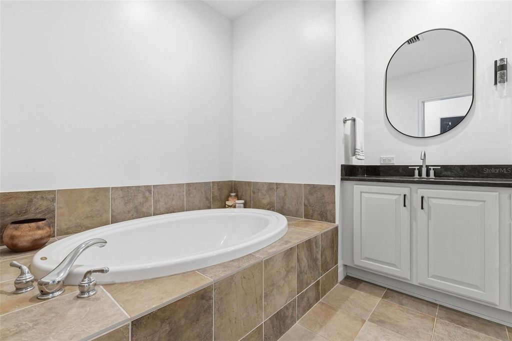 Image 21 of property listing at 449 S 12TH STREET 604, Tampa, FL 33602