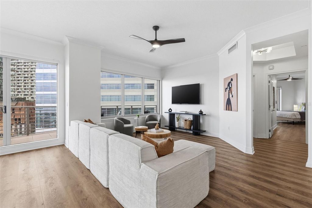 Image 10 of property listing at 449 S 12TH STREET 604, Tampa, FL 33602