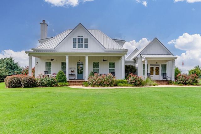 890 Smith Mill Road, Winder, GA 30680