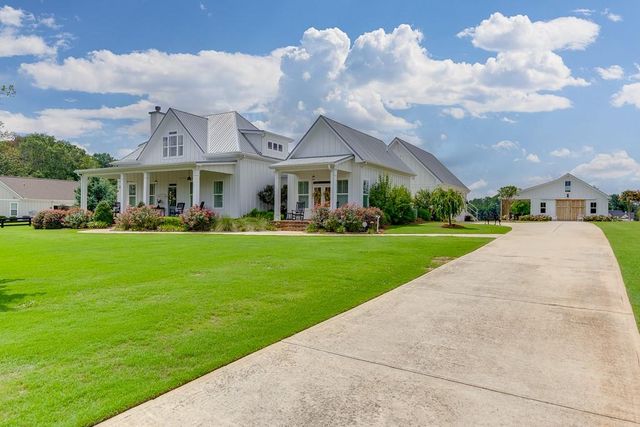 890 Smith Mill Road, Winder, GA 30680