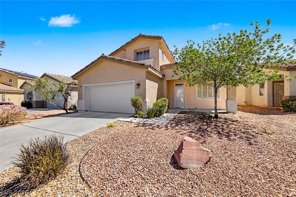 2555 Swans Chance Avenue, Henderson, NV 89052 — photo 2