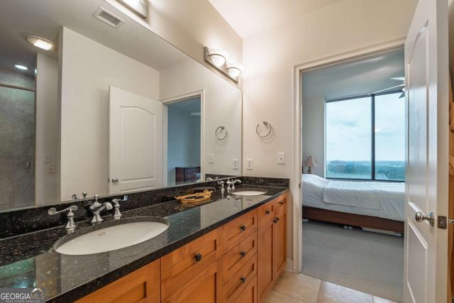 2828 Peachtree Road NW 1501, Atlanta, GA 30305