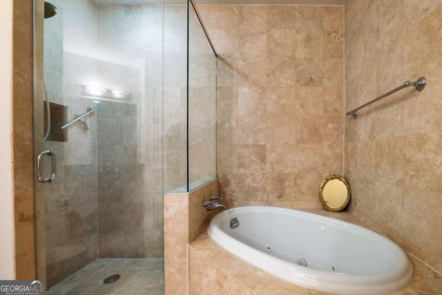 2828 Peachtree Road NW 1501, Atlanta, GA 30305