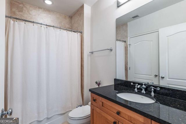 2828 Peachtree Road NW 1501, Atlanta, GA 30305