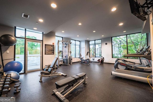 2828 Peachtree Road NW 1501, Atlanta, GA 30305