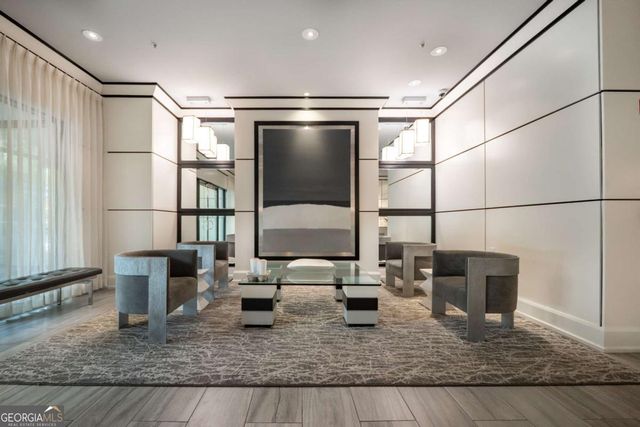 2828 Peachtree Road NW 1501, Atlanta, GA 30305