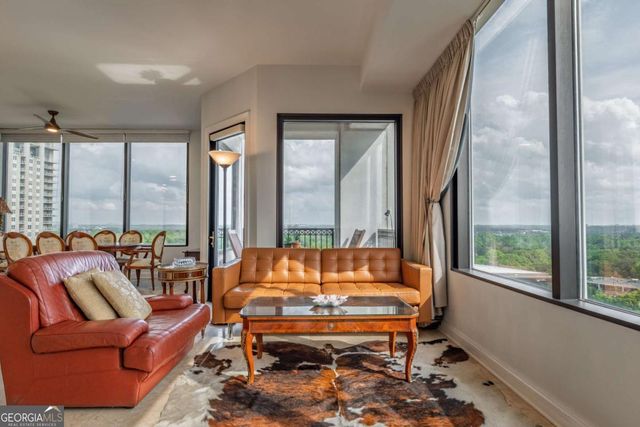 2828 Peachtree Road NW 1501, Atlanta, GA 30305