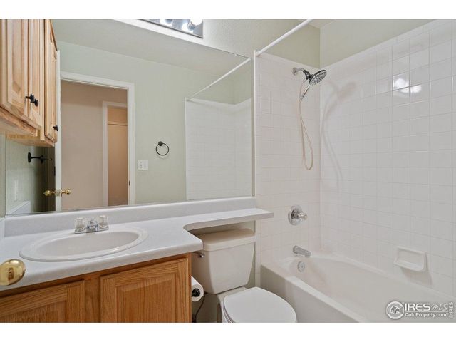 208 Egyptian Ct, Fort Collins, CO 80525