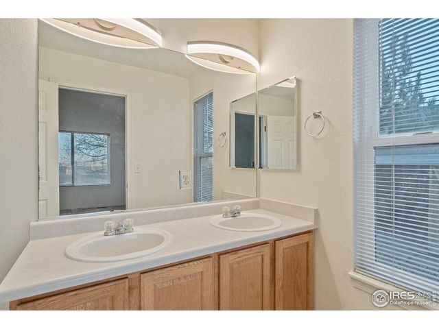 208 Egyptian Ct, Fort Collins, CO 80525