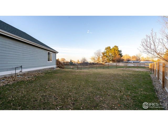 208 Egyptian Ct, Fort Collins, CO 80525