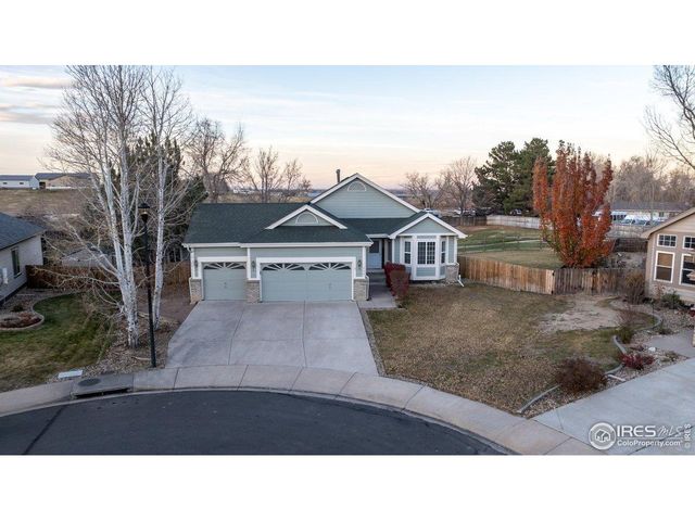 208 Egyptian Ct, Fort Collins, CO 80525
