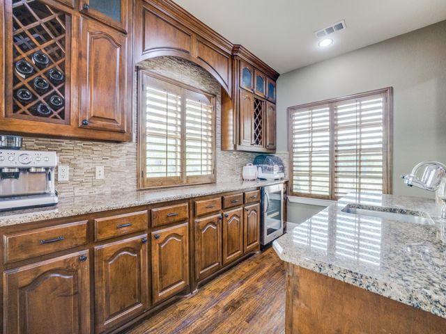 2624 Grail Maiden Court, Lewisville, TX 75056