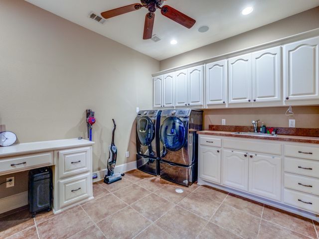 2624 Grail Maiden Court, Lewisville, TX 75056