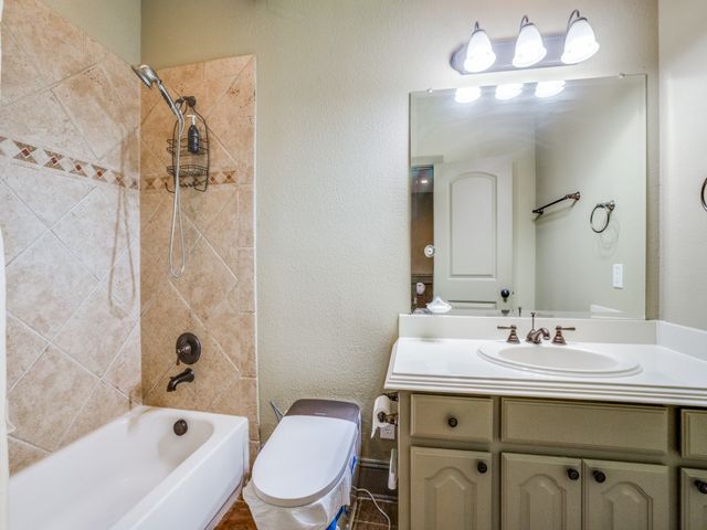 2624 Grail Maiden Court, Lewisville, TX 75056