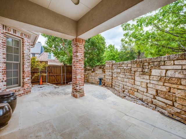 2624 Grail Maiden Court, Lewisville, TX 75056