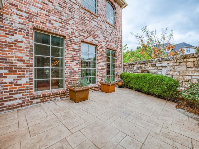 2624 Grail Maiden Court, Lewisville, TX 75056