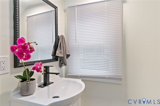 22 E 31st St, Richmond, VA 23224