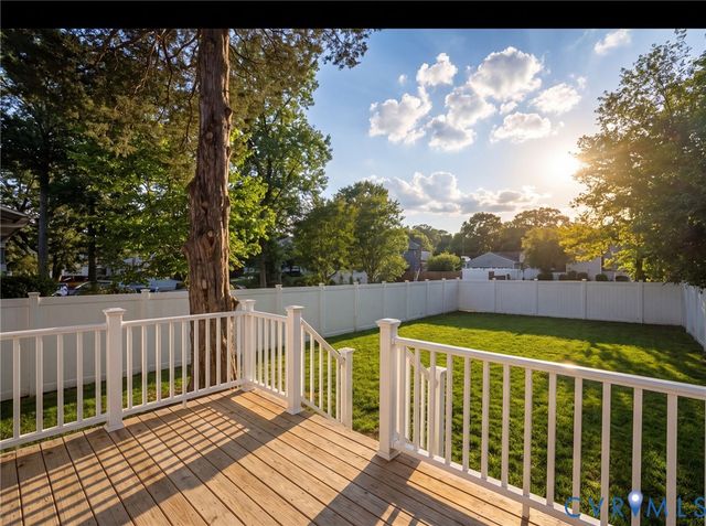 22 E 31st St, Richmond, VA 23224