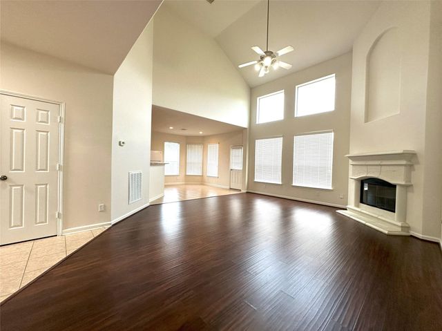 11115 Lilac Manor Court, Houston, TX 77065