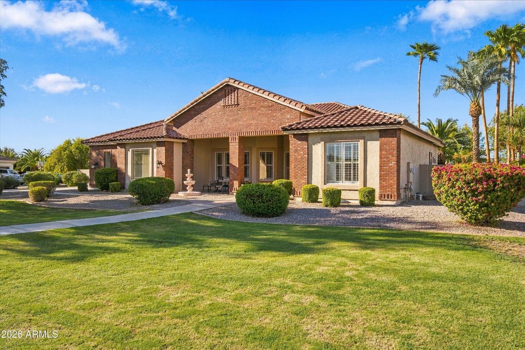 2656 E HAYMORE Court, Gilbert, AZ 85298 — photo 3