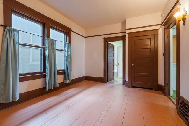 2624 W College Ave, Spokane, WA 99201