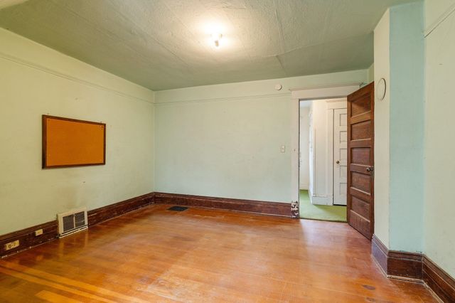 2624 W College Ave, Spokane, WA 99201