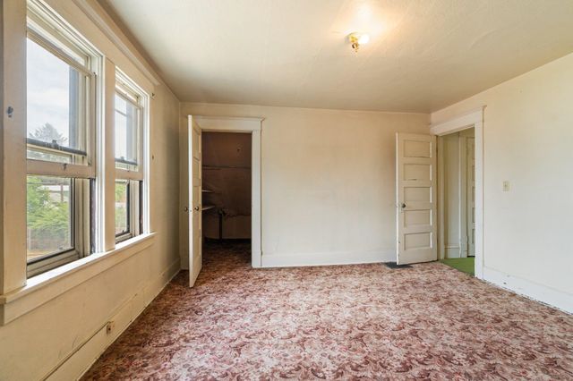 2624 W College Ave, Spokane, WA 99201