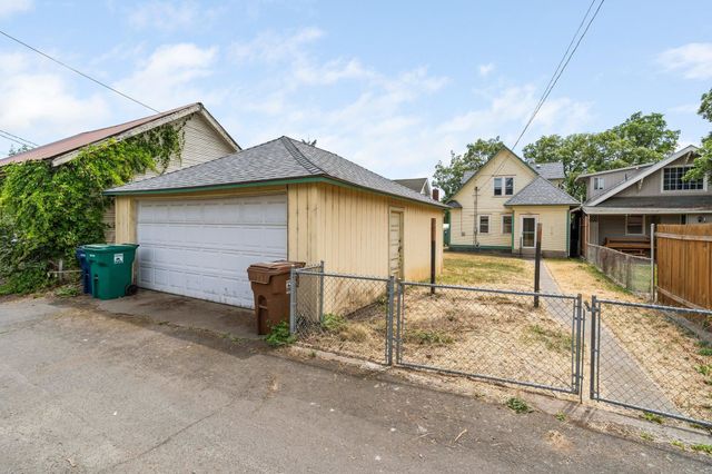 2624 W College Ave, Spokane, WA 99201