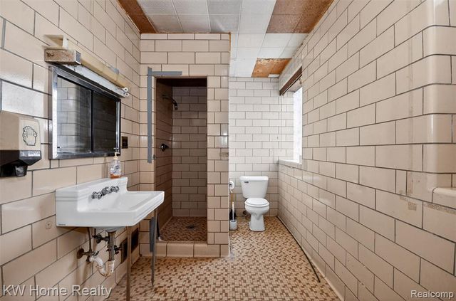 2628 Orleans Street, Detroit, MI 48207