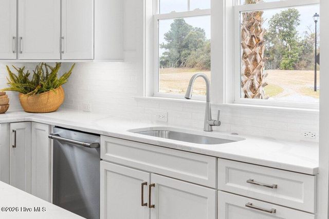 357 Planters Walk, Hampstead, NC 28443