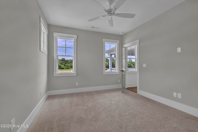357 Planters Walk, Hampstead, NC 28443