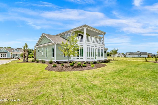 357 Planters Walk, Hampstead, NC 28443