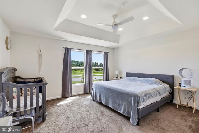 42422 DOGWOOD GLEN SQ, Sterling, VA 20166