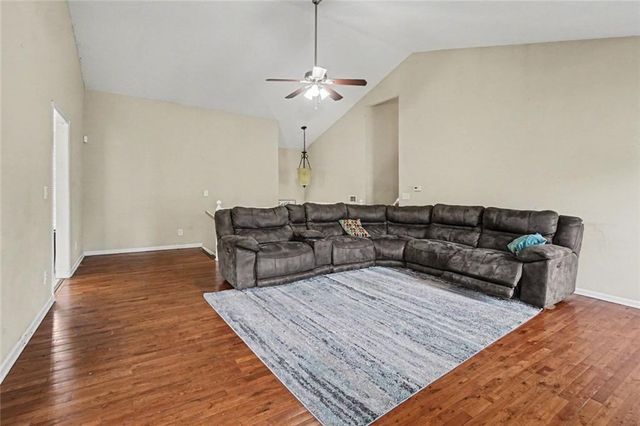 829 Dunes Way, Austell, GA 30106