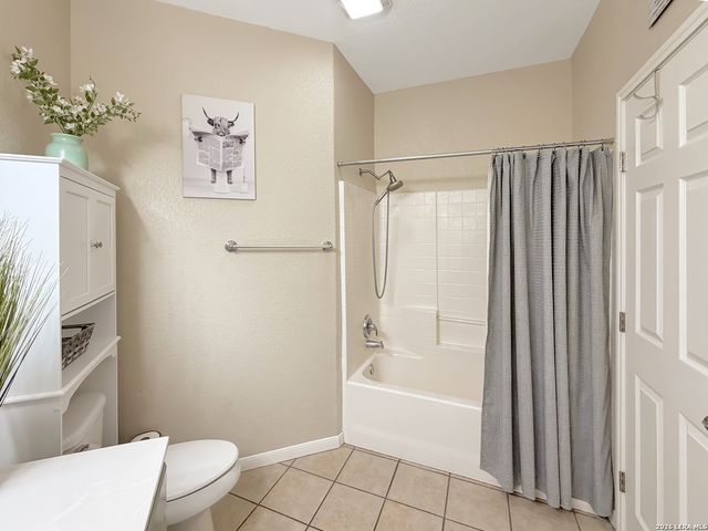 1660 AND 1648 Westview Court Drive, Canyon Lake, TX 78133