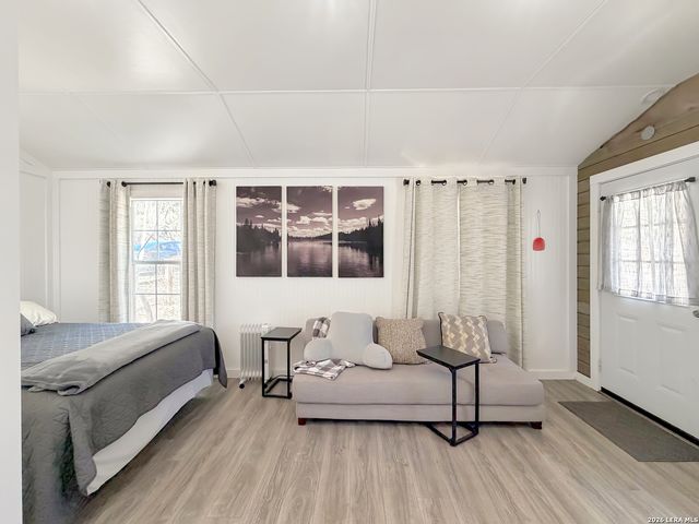 1660 AND 1648 Westview Court Drive, Canyon Lake, TX 78133