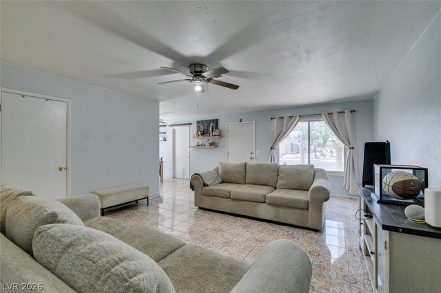 418 Linn Lane, Las Vegas, NV 89110