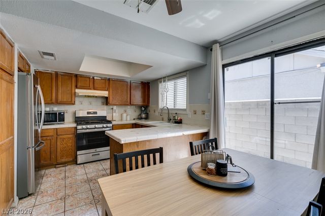 418 Linn Lane, Las Vegas, NV 89110
