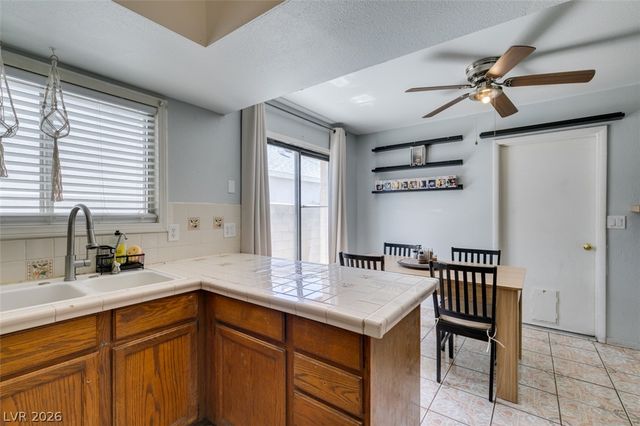 418 Linn Lane, Las Vegas, NV 89110