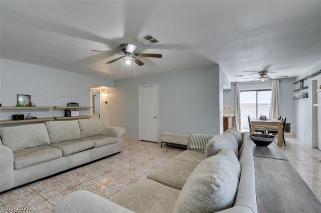 418 Linn Lane, Las Vegas, NV 89110