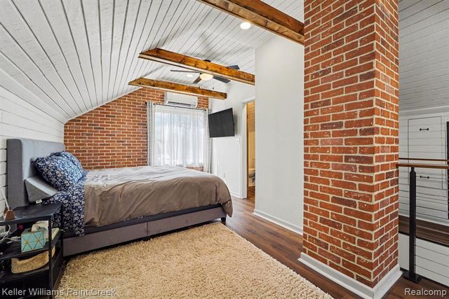 1404 11 Mile Road, Berkley, MI 48072