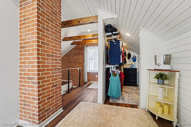 1404 11 Mile Road, Berkley, MI 48072