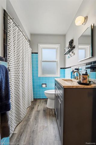 1404 11 Mile Road, Berkley, MI 48072