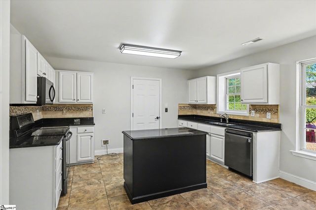 10 Palisaides Way, Greenville, SC 29617